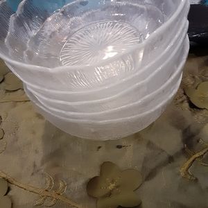 5 dessert bowls glassware